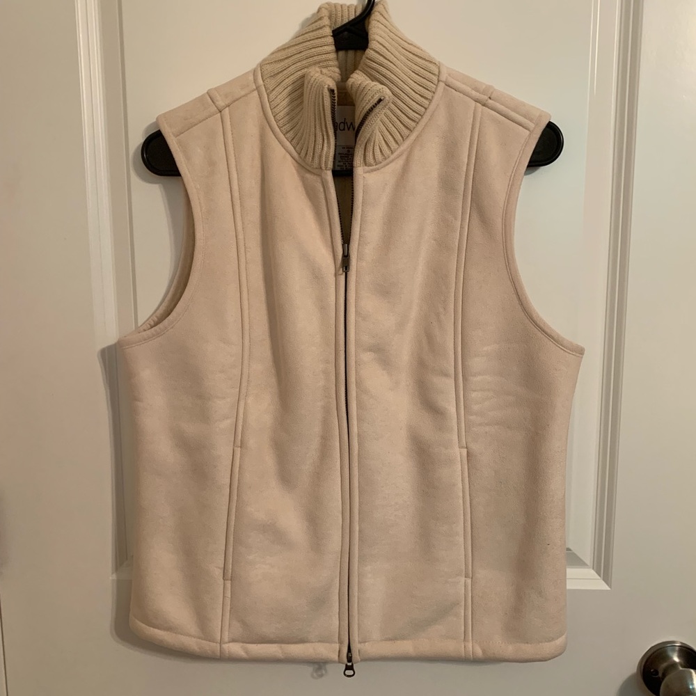 Chadwick’s Closed neck vest